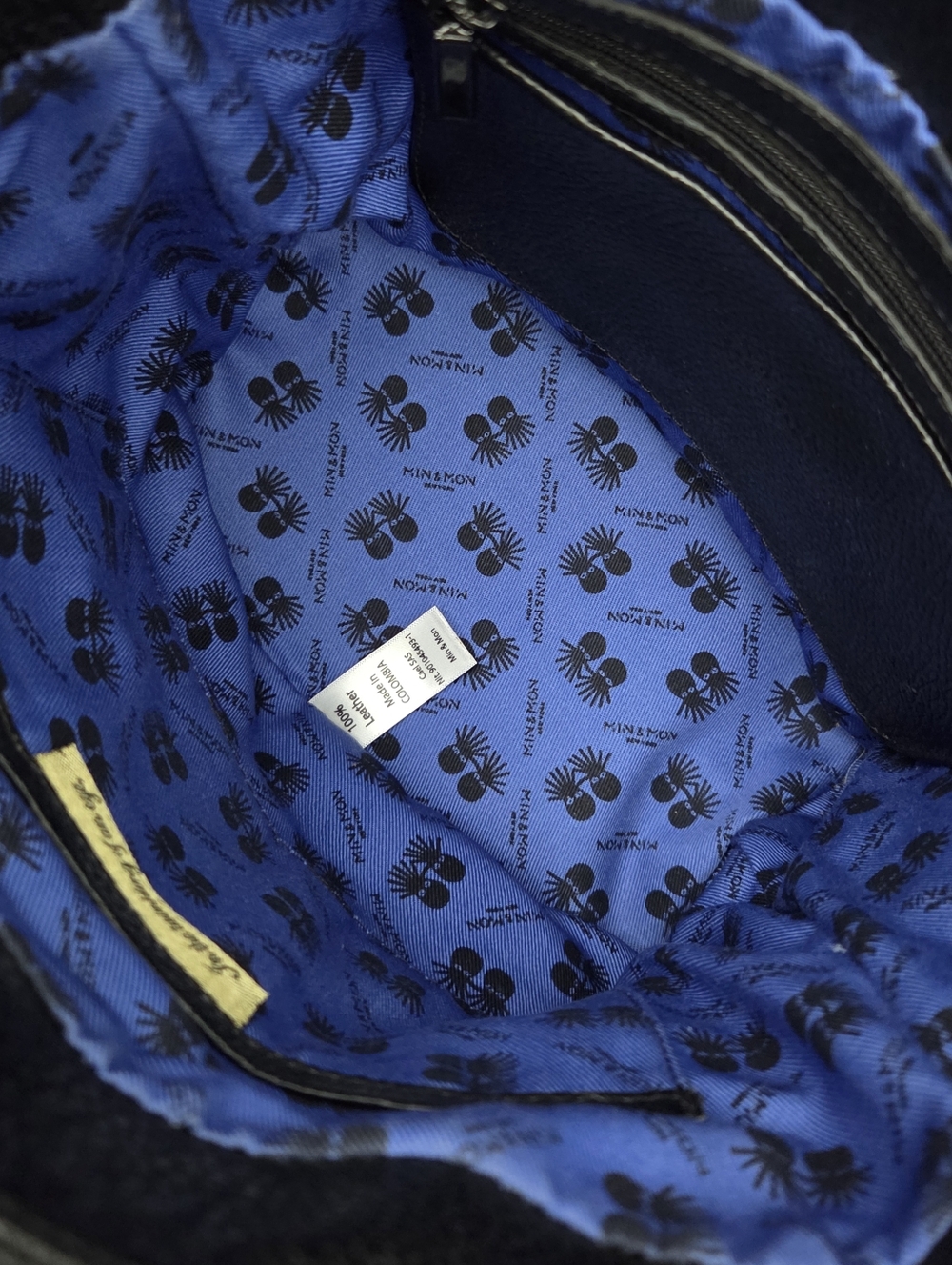 EXCELLENT MIN & MON CREATURES OF THE FUTURE EMBROIDERED ALLIGATOR BUCKET BAG - Picture 5 of 7